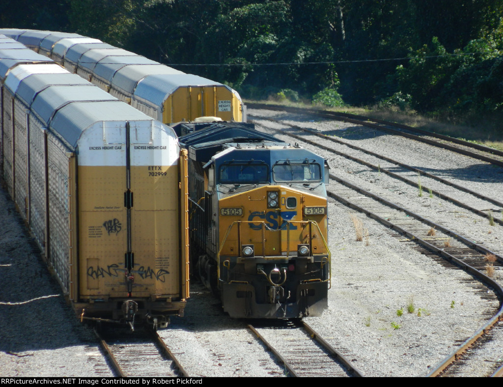 CSX 5105 (AC44CW)